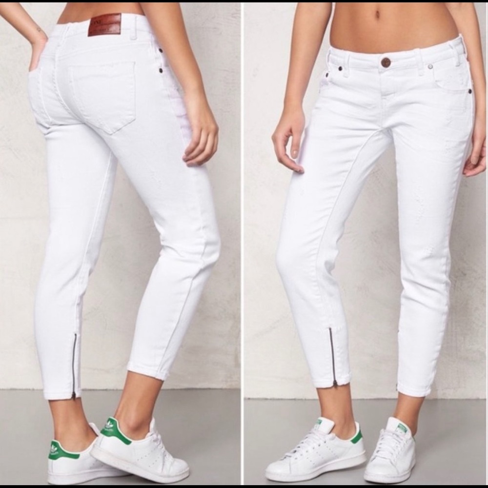 One X One Teaspoon Freebird II White Fitted Leg 23